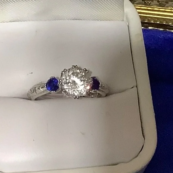 Tacori Engagement Ring - Picture 4 of 7